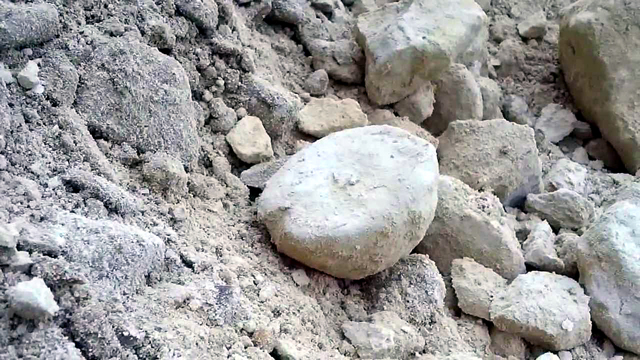 A-t-on le droit de ramasser des pierres précieuses et fossiles? - Monde des  Pierres