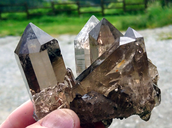 Pendentif Cristal de Roche (Quartz Blanc) coeur pierre naturelle -  BIJOUX/Pendentifs - pierres du monde Vosges